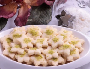 شیرینی نارگیلی با آرد برای ایام عید نوروز