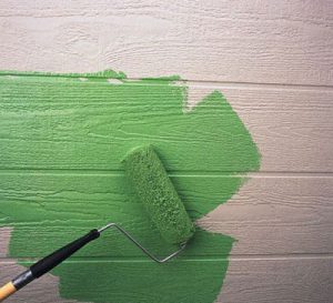 هنگام رنگ آمیزی دیوار منزلتان مرتکب این اشتباهات نشوید